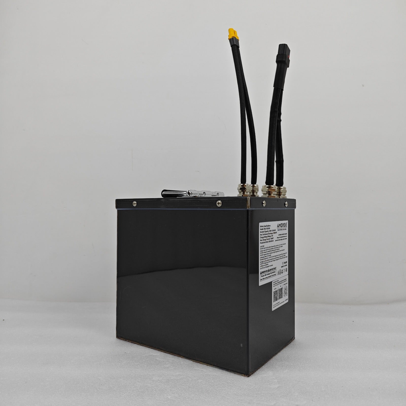 Electric Motorcycle: 72V CSC Slicker & Lexmoto Cypher Battery (26kW+)!
